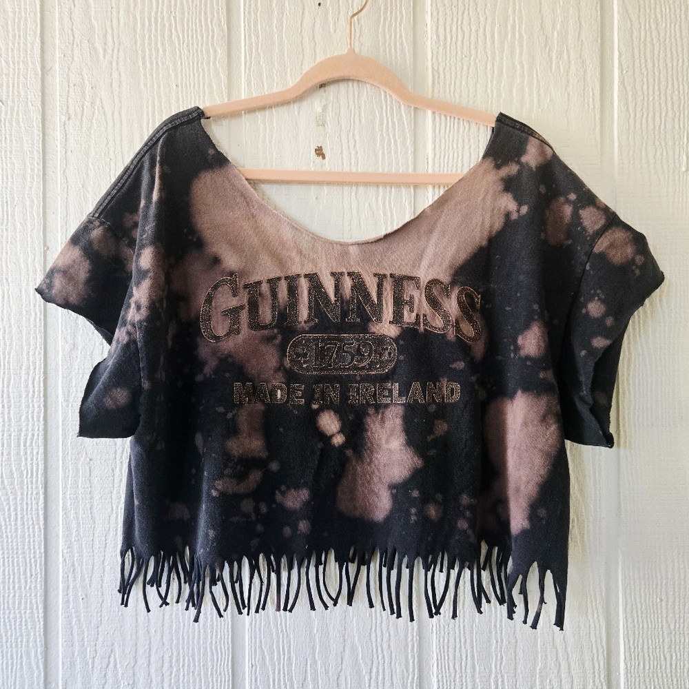 GUINNESS Beer Distressed Faded Bleached Cropped T Shirt Fringe Hem One Size